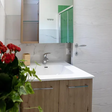 Дом отдыха Iota *