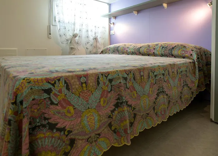 بيت للعطل Iota *